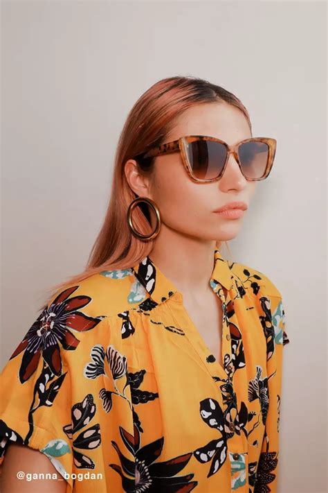 urban outfitters oversized cat eye sunglasses